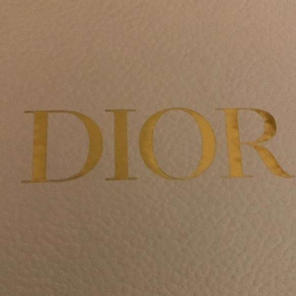 Beautiful Dior Small Bucket Bag !! Come with box !!RARE - Picture 8 of 12